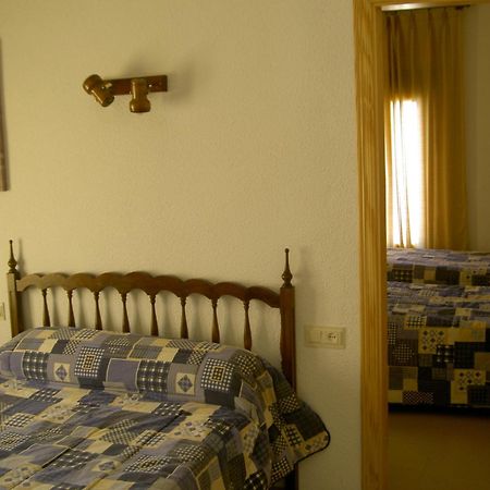 Hotel Álvarez Tuéjar Exteriör bild