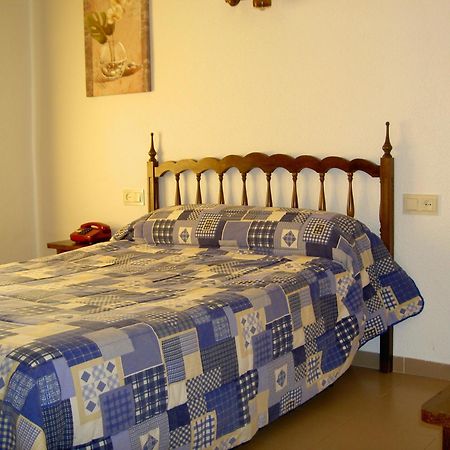 Hotel Álvarez Tuéjar Exteriör bild